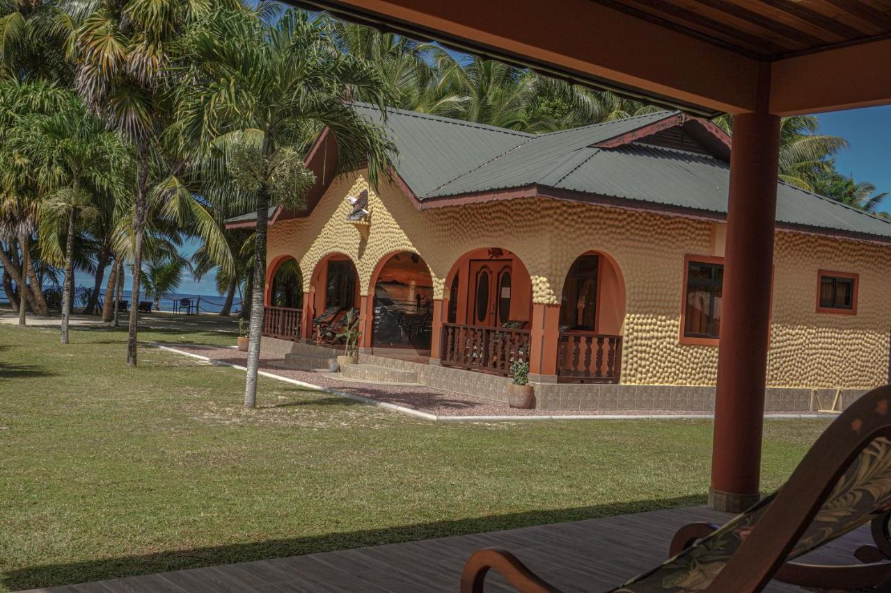 Anse Kerlan Beach Chalets 외부 사진
