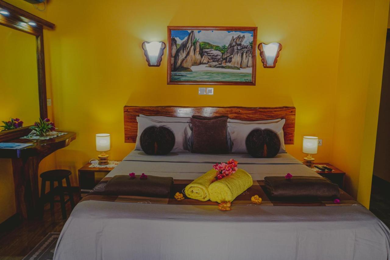 Anse Kerlan Beach Chalets 외부 사진